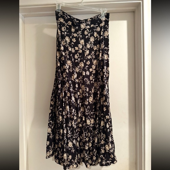 Express Vintage 90s Floral Flowy Button-Front Maxi Skirt Gorgeous - Picture 2 of 4
